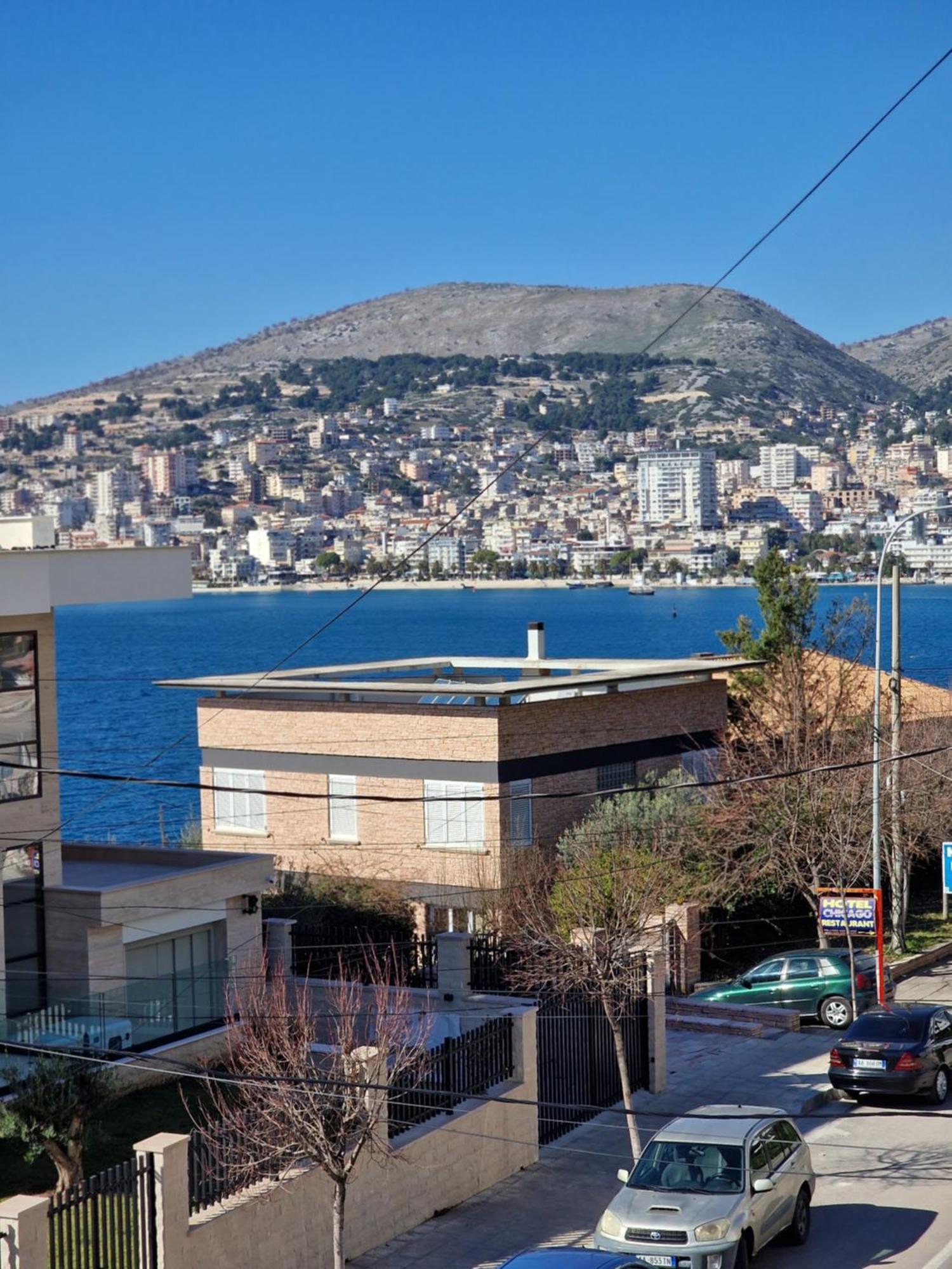Beachfront Apartment Sarandë Exteriér fotografie