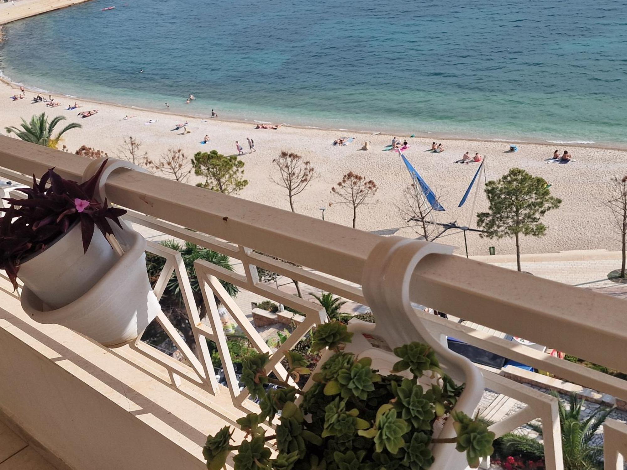 Beachfront Apartment Sarandë Exteriér fotografie