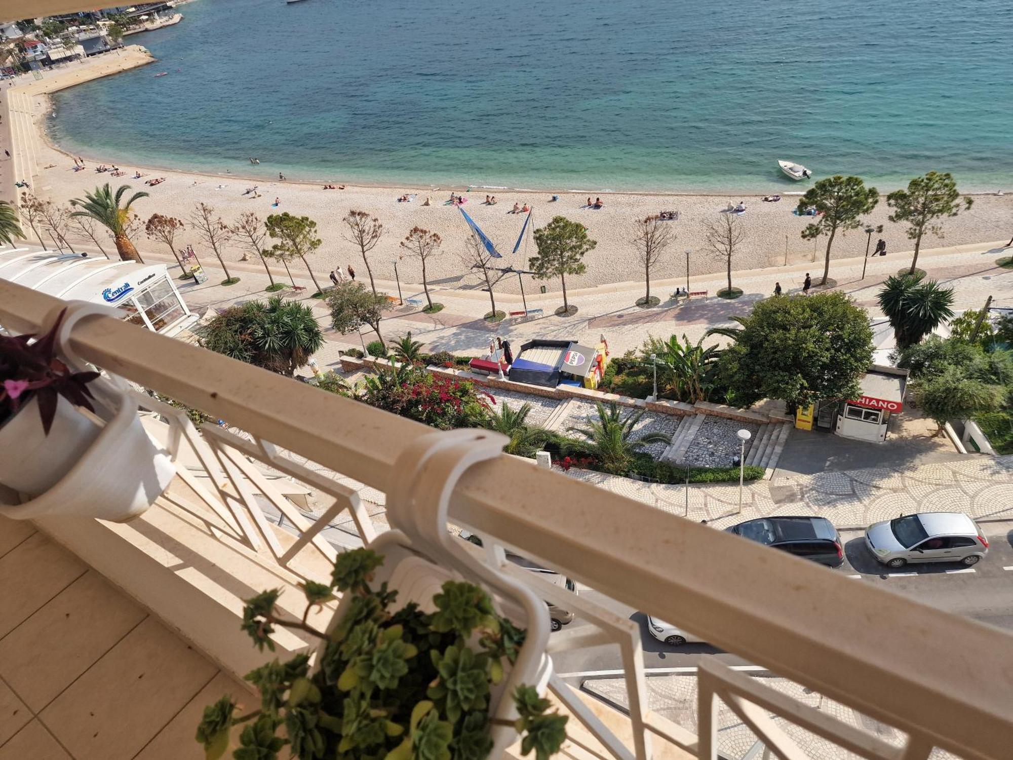 Beachfront Apartment Sarandë Exteriér fotografie